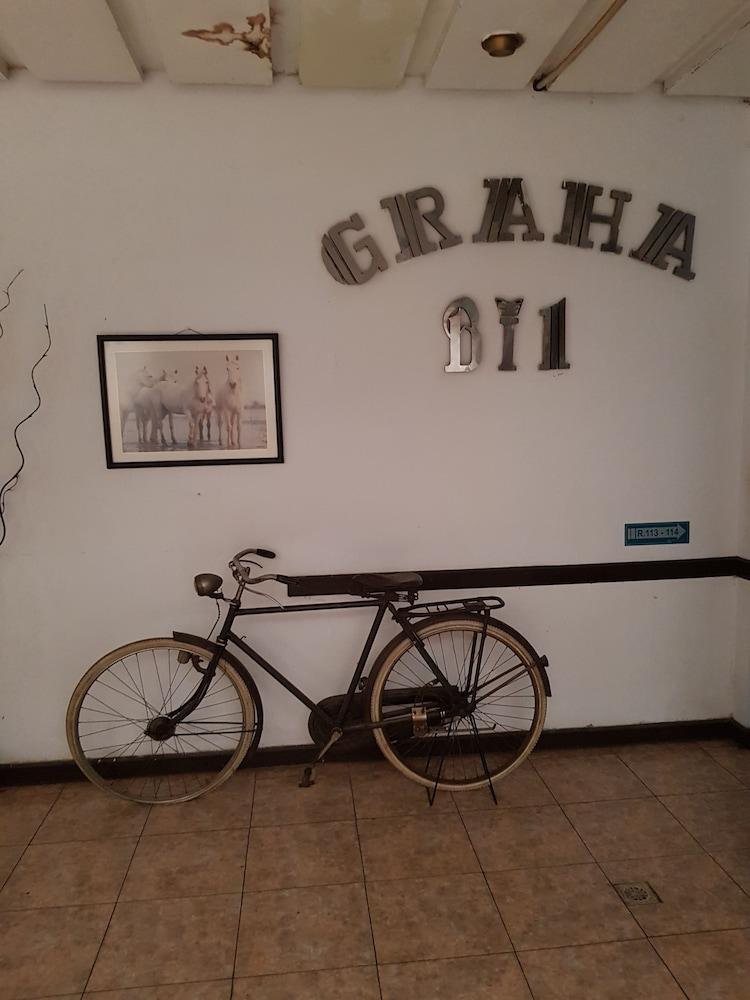 Oyo 1945 Hotel Bali Indah Bandung Exterior foto